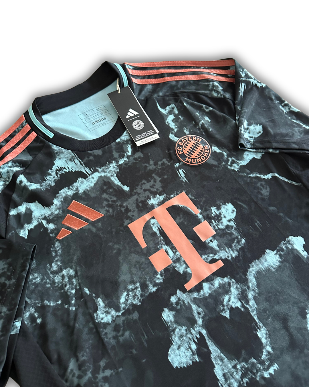 2024/25 - FC Bayern Munich - Away - L