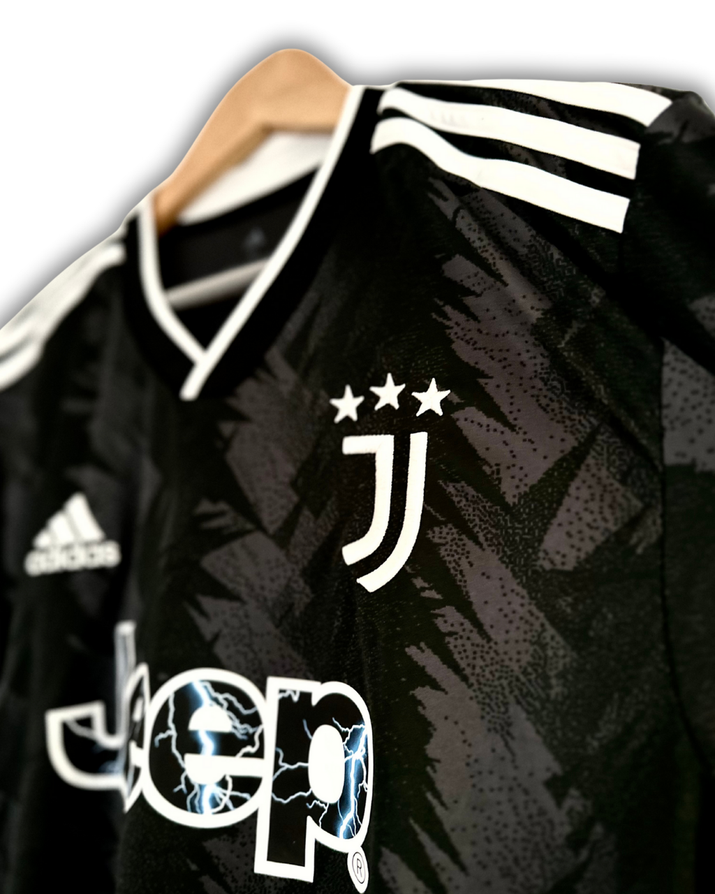 2022/23 - Juventus - Away - M